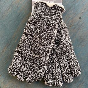 🆕 Isotoner Women’s Gloves